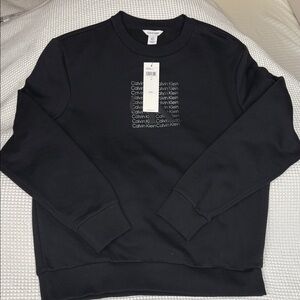 Calvin Klein Men's Black Crewneck Sweater - Medium (NWT)